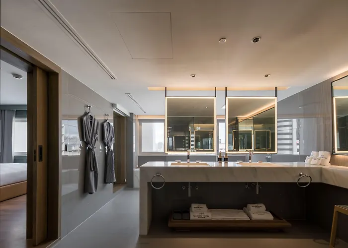 Maison Hotel Bangkok